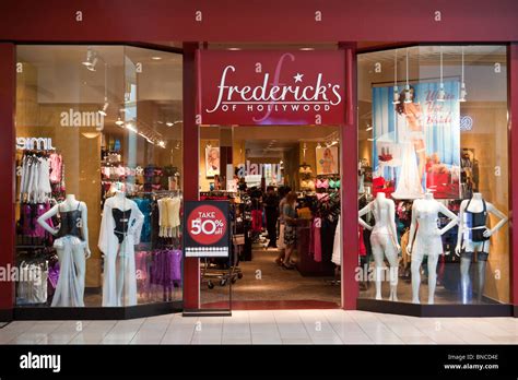 frederick's of hollywood store locations